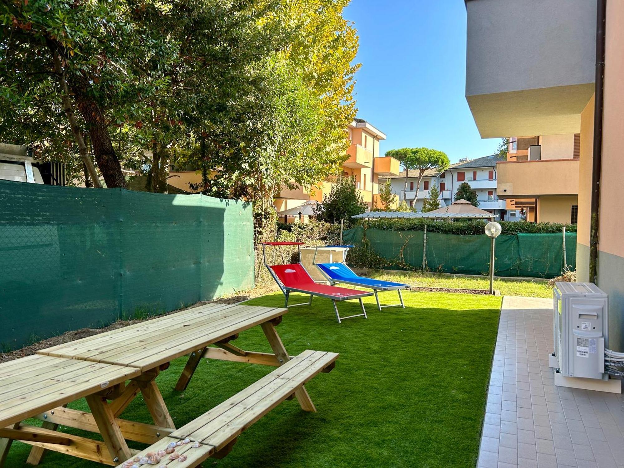 Appartamento Conchiglia-Immobili E Soluzioni Rent Lido Adriano Exterior photo